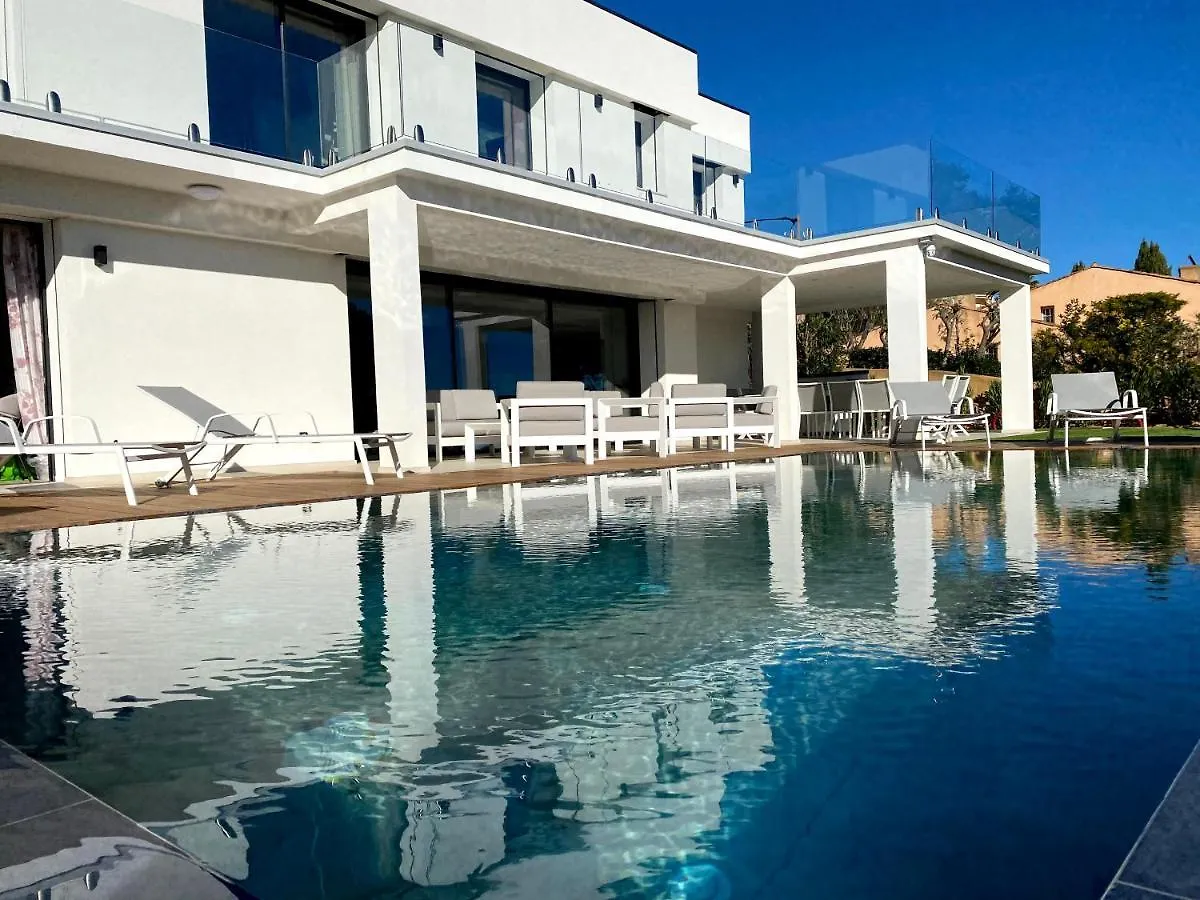 Villa Blanche Cavalaire-sur-Mer