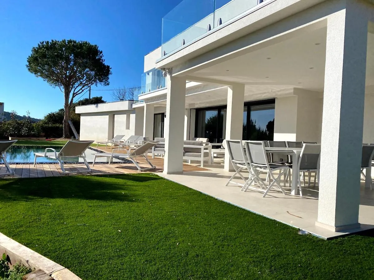 Villa Blanche Cavalaire-sur-Mer
